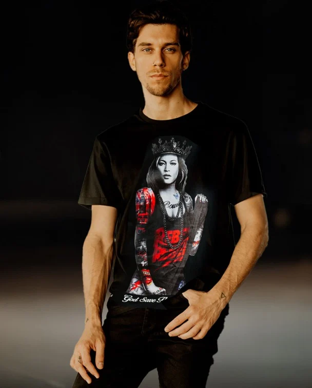 CAMISETA UNISEX KATE LOVE NEGRA  - SPECIAL - Imagen 4