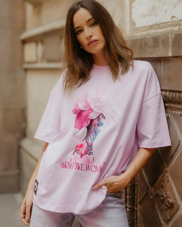 CAMISETA UNISEX SENSITIVE WOMAN - SPECIAL - Imagen 5