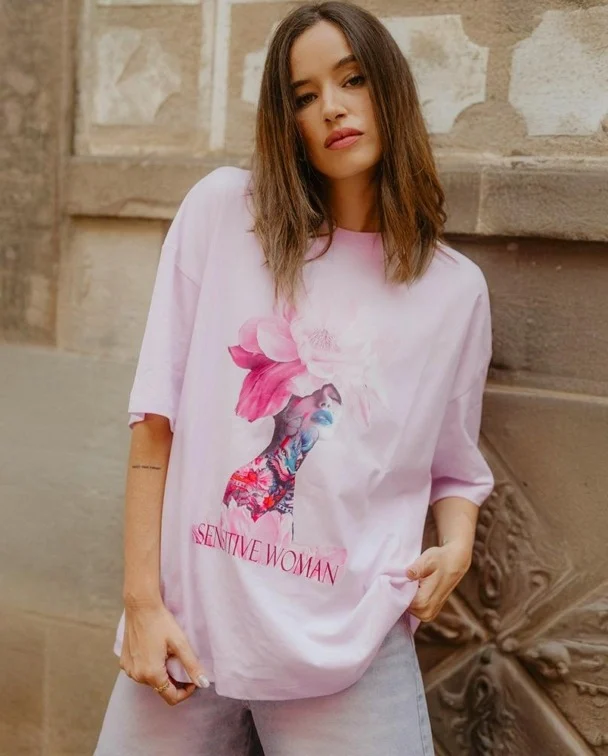 CAMISETA UNISEX SENSITIVE WOMAN - SPECIAL - Imagen 3