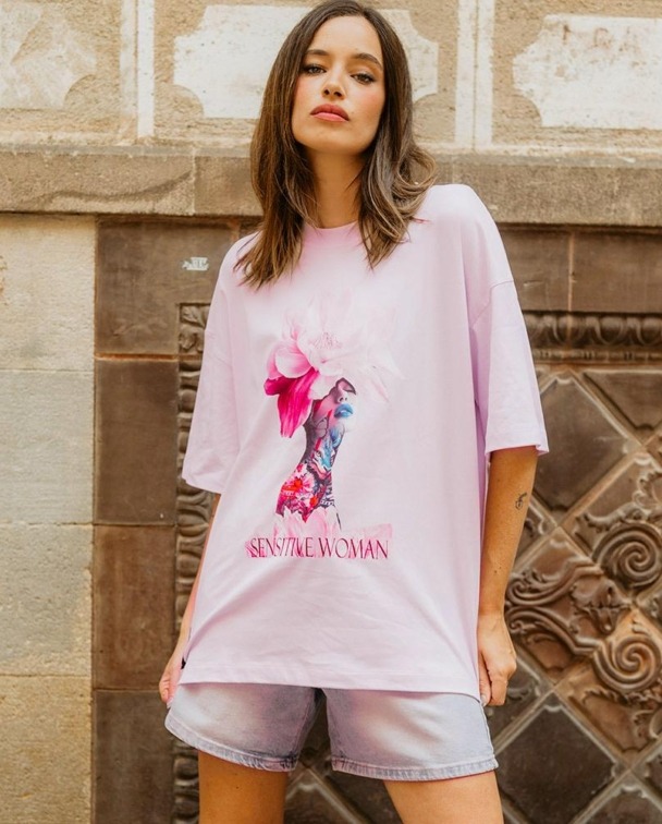 CAMISETA UNISEX SENSITIVE WOMAN - SPECIAL