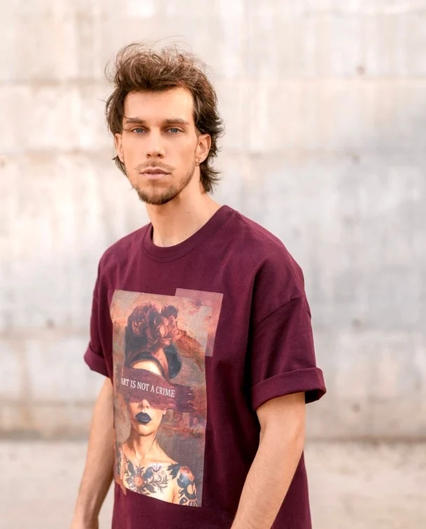 CAMISETA UNISEX ART IS NOT A CRIME -SPECIAL - Imagen 4