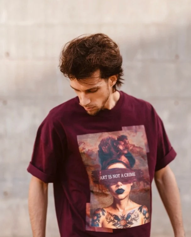 Alternative view of CAMISETA UNISEX ART IS NOT A CRIME -SPECIAL