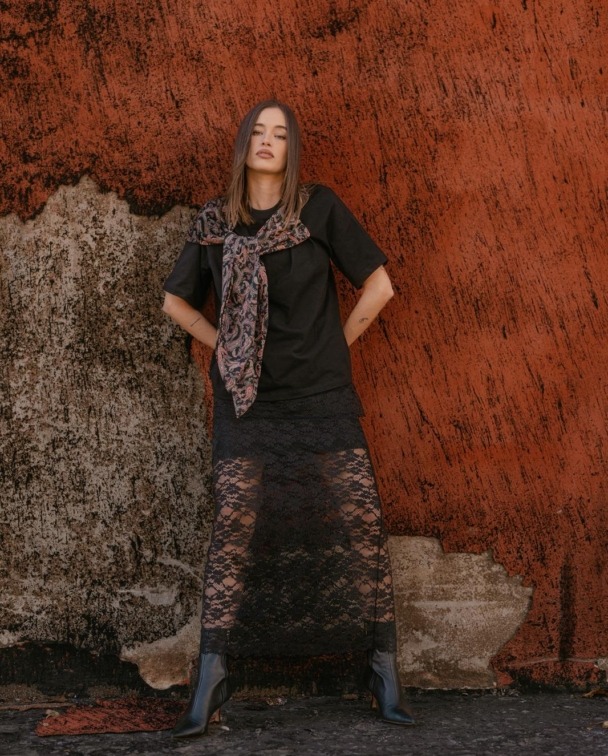 FALDA NOIR LACE - SPECIAL