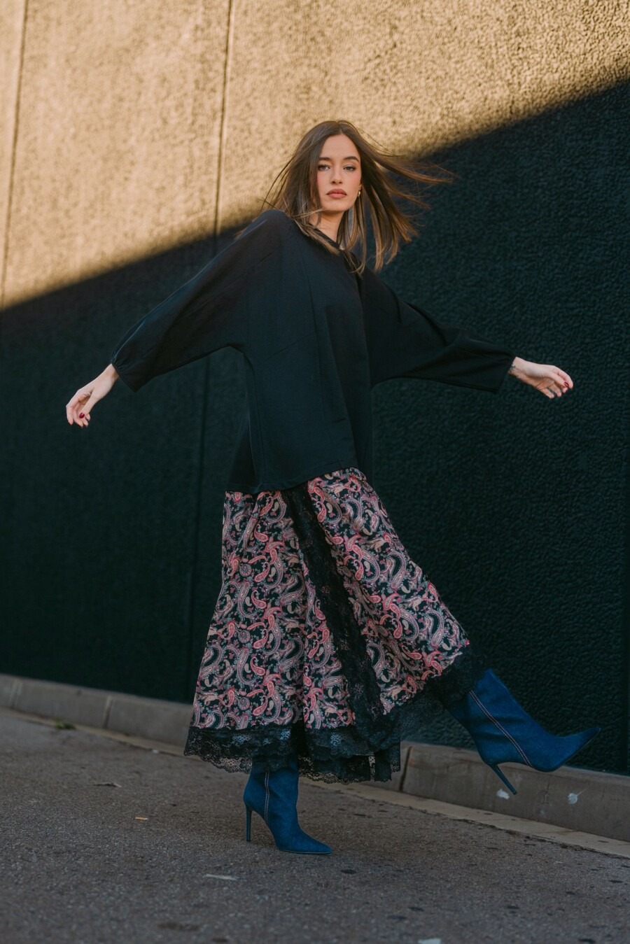 VESTIDO STUDIO ESSENTIALS - SPECIAL - Imagen 3