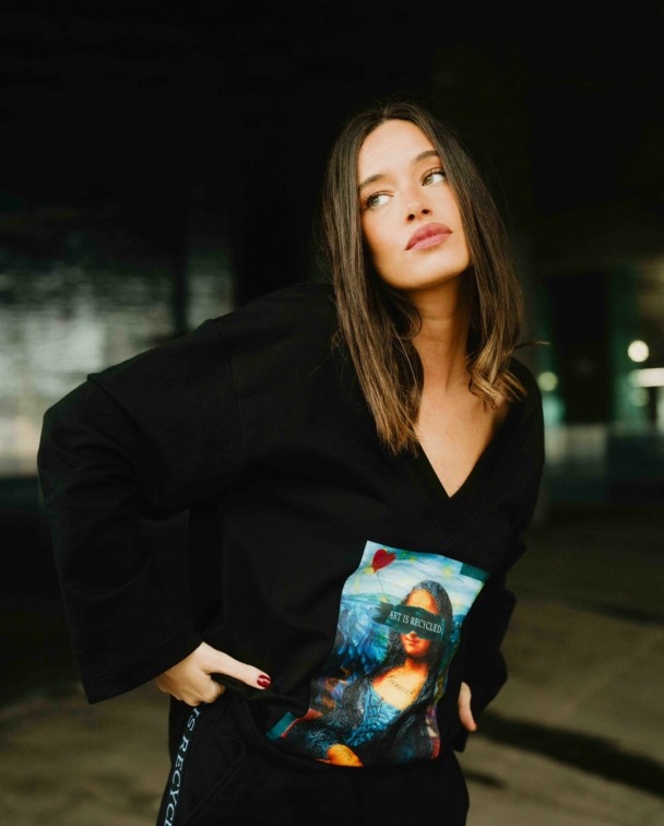 Alternative view of SUDADERA ART IS RECYCLED - SPECIAL
