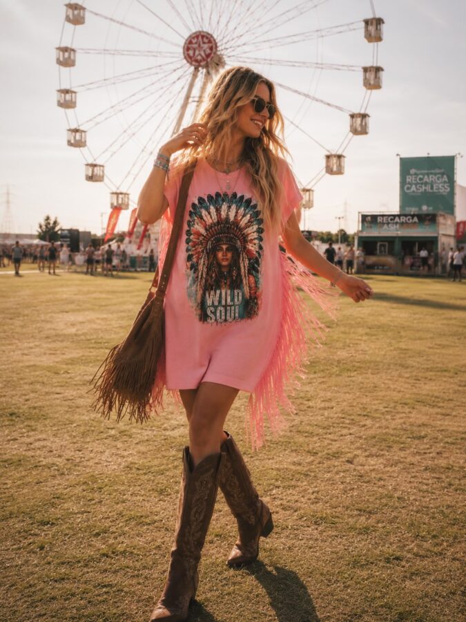 Vestido Colección Wild Soul 🌵🧲 Vestido estilo boho-western de silueta recta y relajada, diseñado para ofrecer 